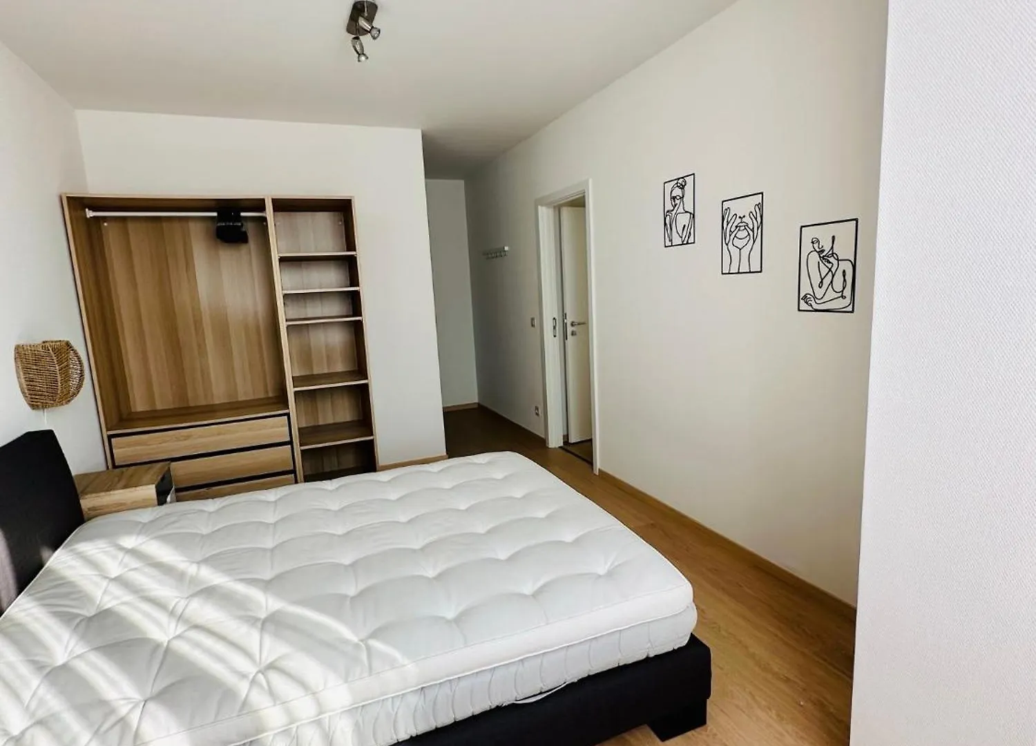 Urbanstay Suites - Grand Place 2 Bd Apartment Brussels